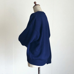 クルーネックセーター　ネイビーブルー　メリノウール100％ 9枚目の画像