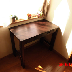 カフェ板テーブル*無垢デスク*学習机*奥行たっぷり！【w1000×D595