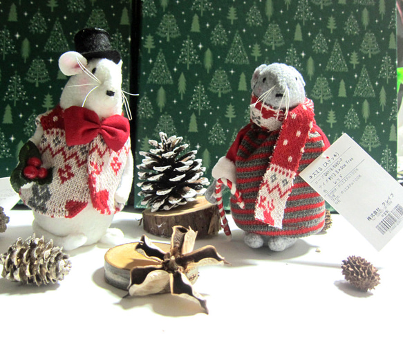 3点セット+αネズミたちのクリスマス　東方の博士たち　イエスを拝む　ポインセチアを持ったネズミ　置き物　ぬいぐるみ 2枚目の画像