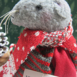 3点セット+αネズミたちのクリスマス　東方の博士たち　イエスを拝む　ポインセチアを持ったネズミ　置き物　ぬいぐるみ 6枚目の画像