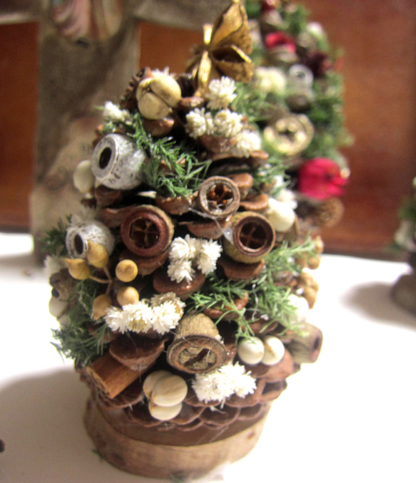 3点セット松ぼっくりのクリスマスツリー　降誕祭　イエスキリスト生誕　ユーカリ 5枚目の画像