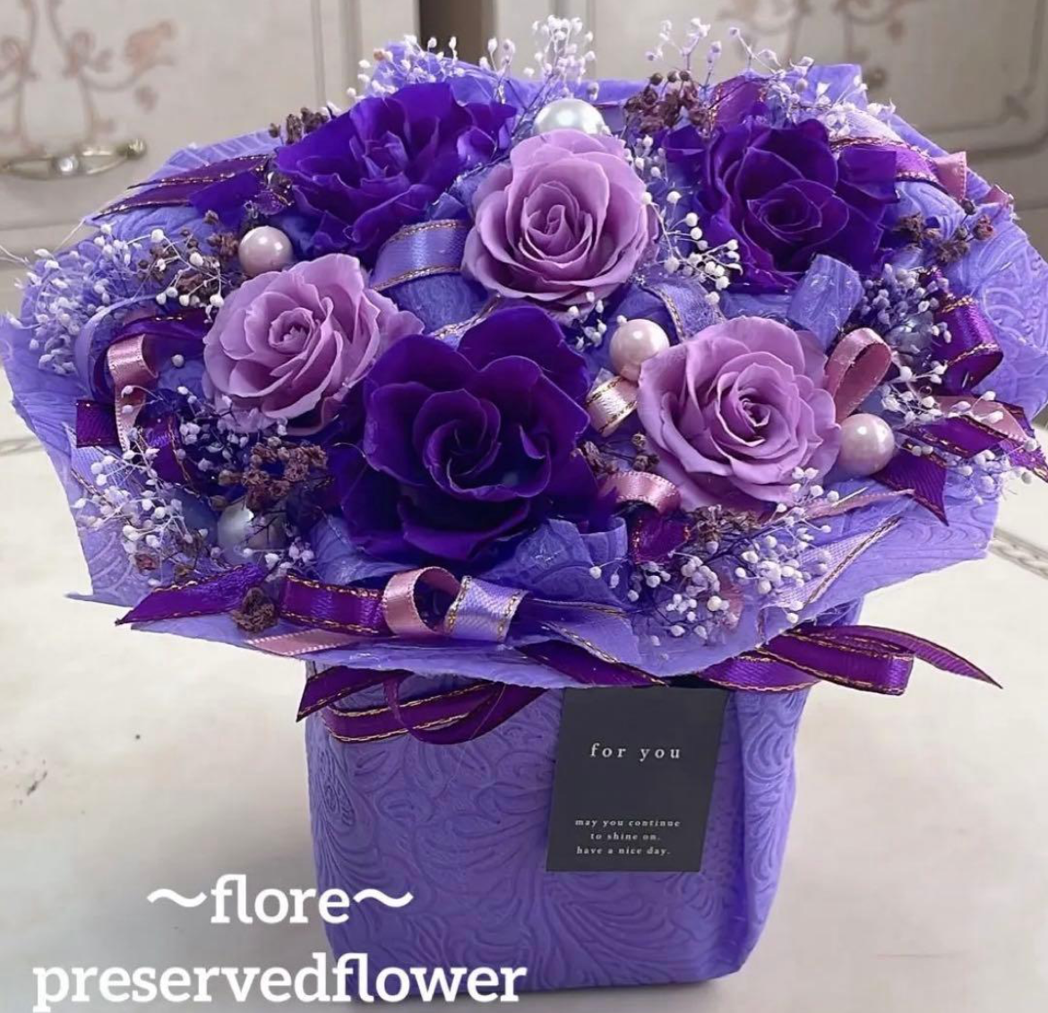 【送料無料、ラッピング込み】✨大人気✨ミックスバラプリザーブアレンジ✨ラッピングのまま飾れますよ✨