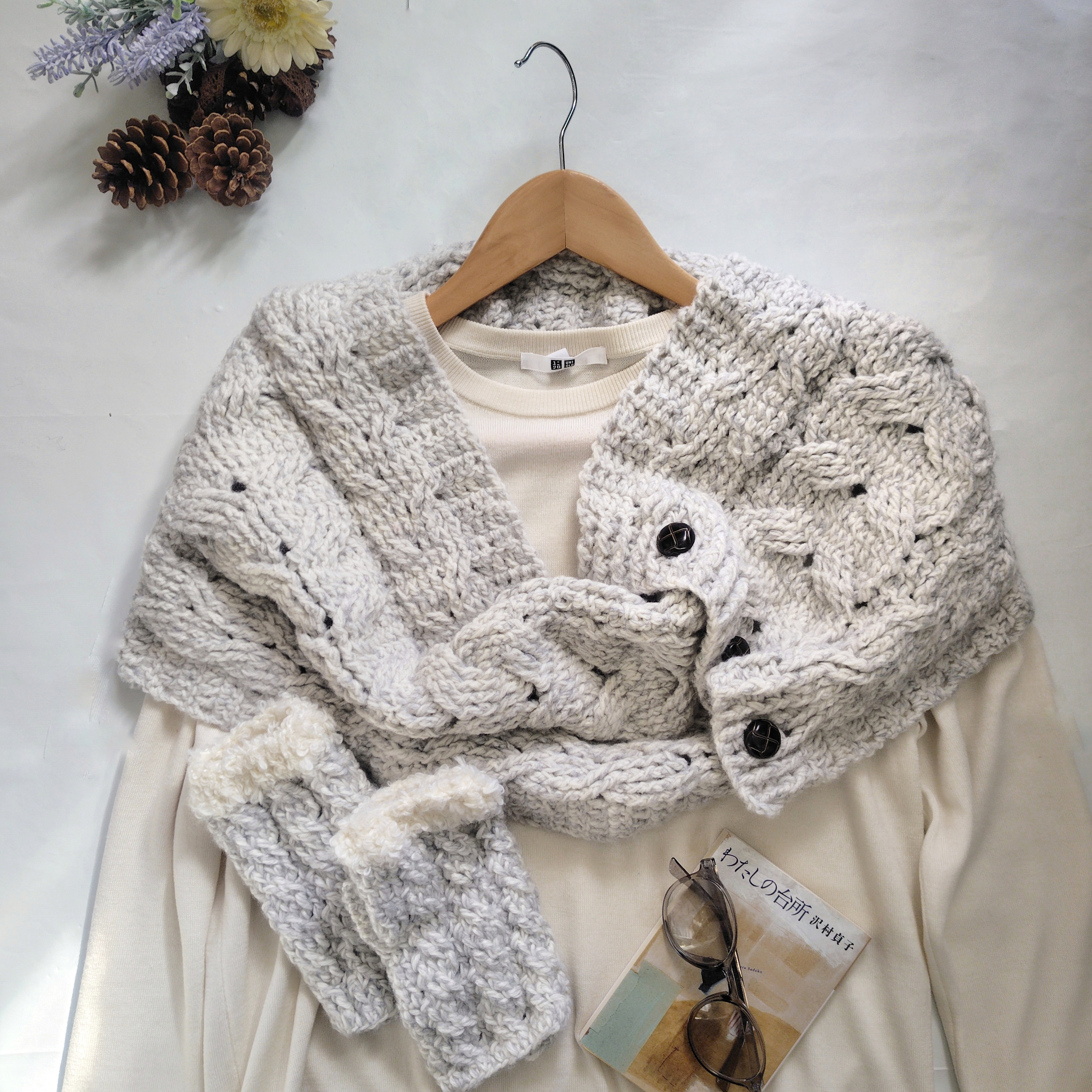 ◆春待ちあったかセット│在庫限り◆ 春のニュアンスグレー・模様編みストール＆ハンドウォーマー  手編み│グレー  灰色