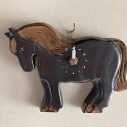 馬の掛け時計（黒鹿毛）（陶製） 1枚目の画像