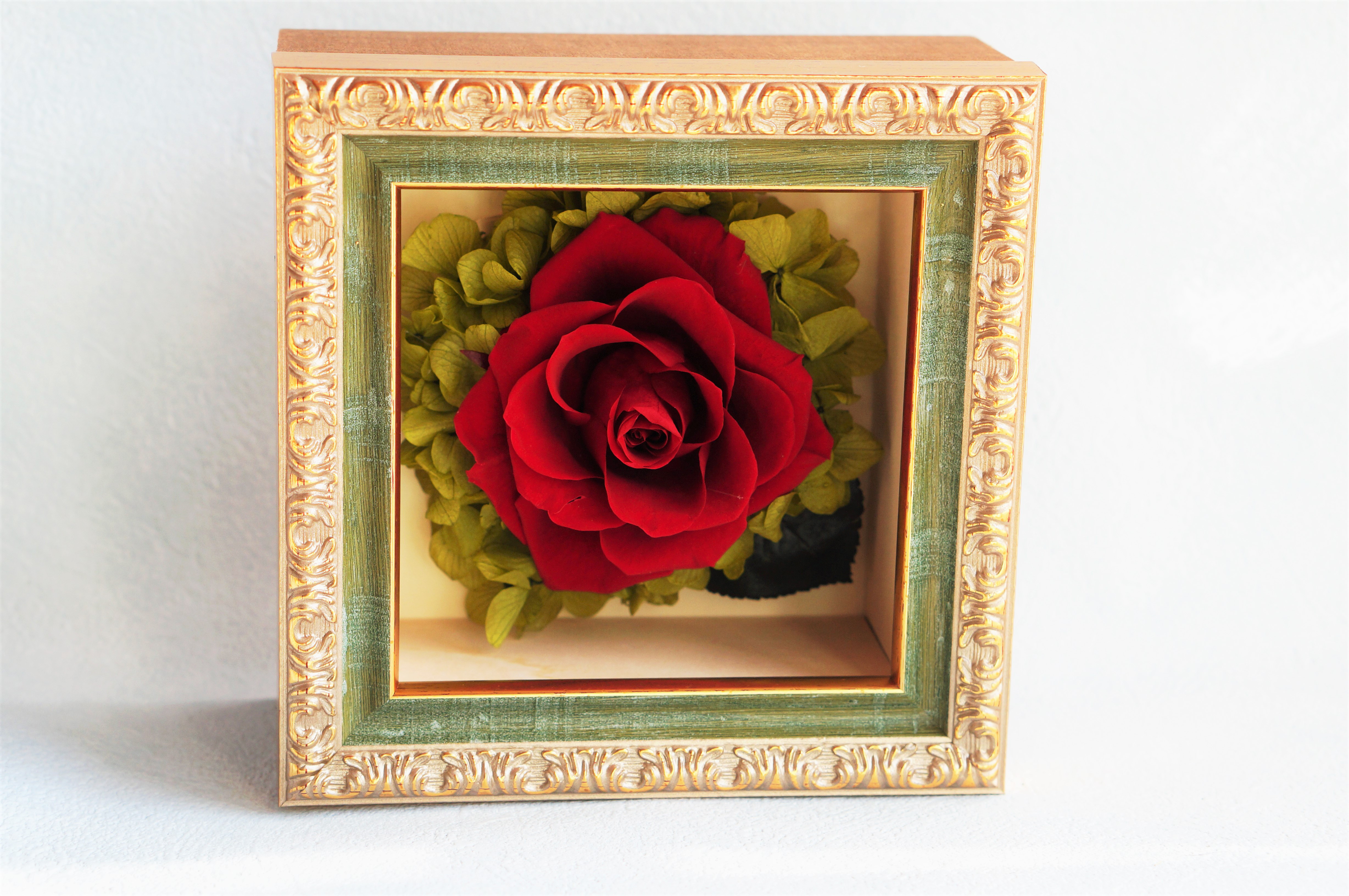 プリザーブドフラワー退職祝い・還暦祝い・プロポーズに・額アレンジ