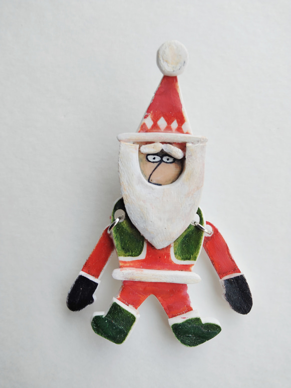 『じいじ、じーっ』クリスマスブローチ　クリスマスツリー　オーナメント　緑ベスト 2枚目の画像