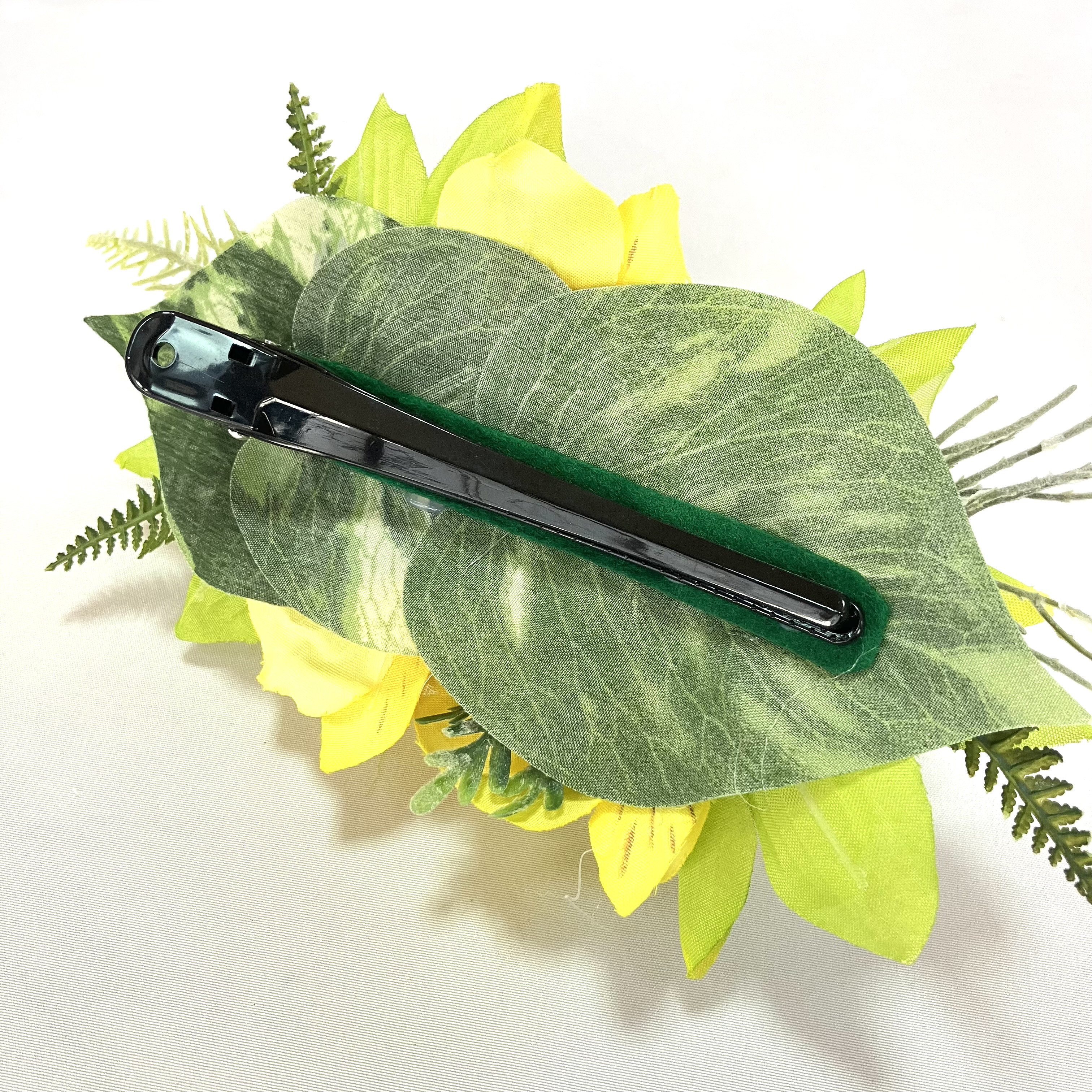 爽やかなシンビジューム＆アルストロメリア/フラダンス髪飾り/ブライダル/アーティシャルフラワー/和装/グリーン