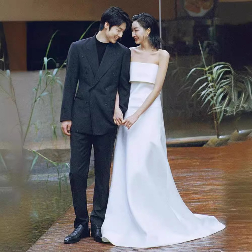 高級感 白黒 サテン ウェディングドレス 裾引き シンプル 韓国風 花嫁 演奏会 二次会 前撮り HL580