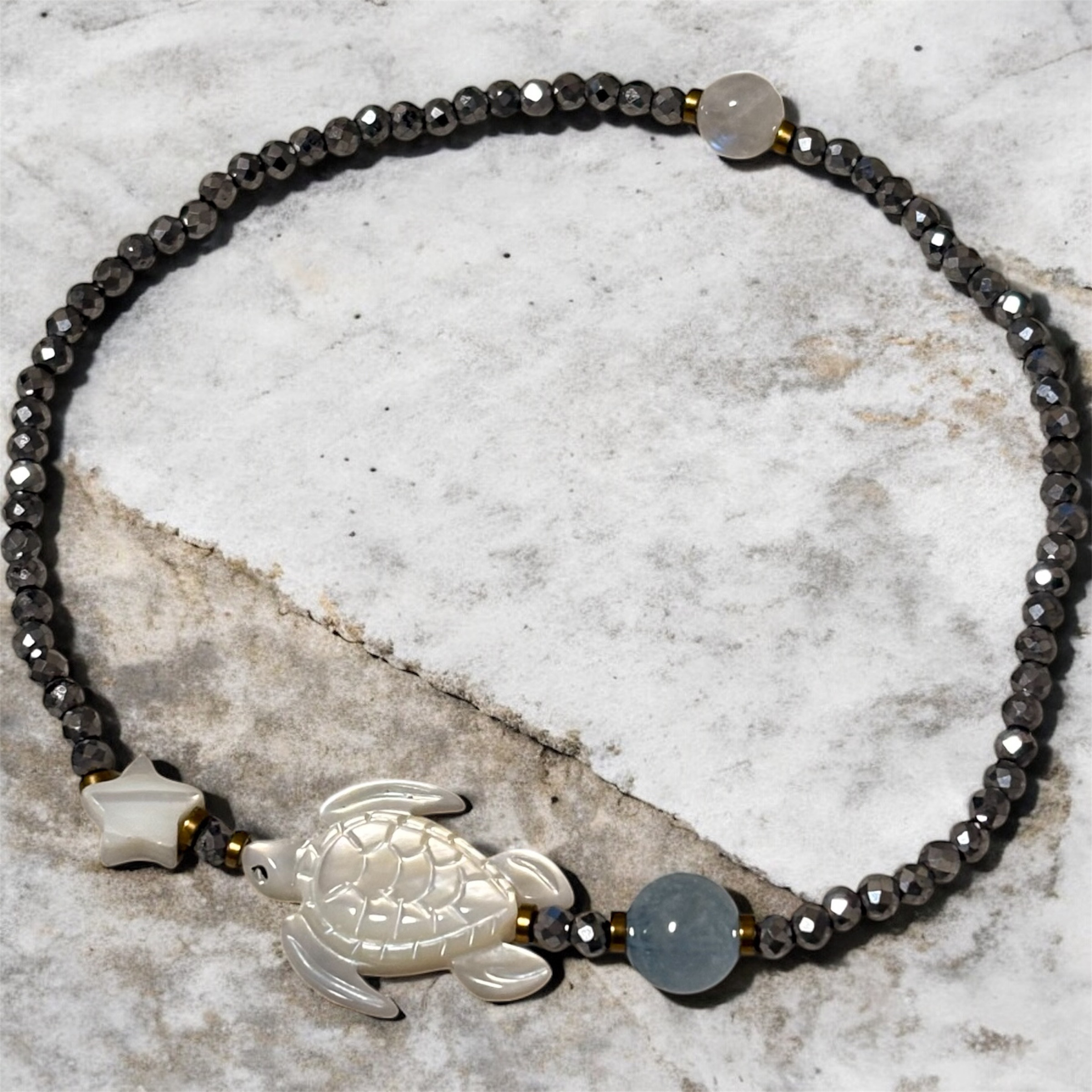 カメ天然石シルバーヘマタイトブレスレット