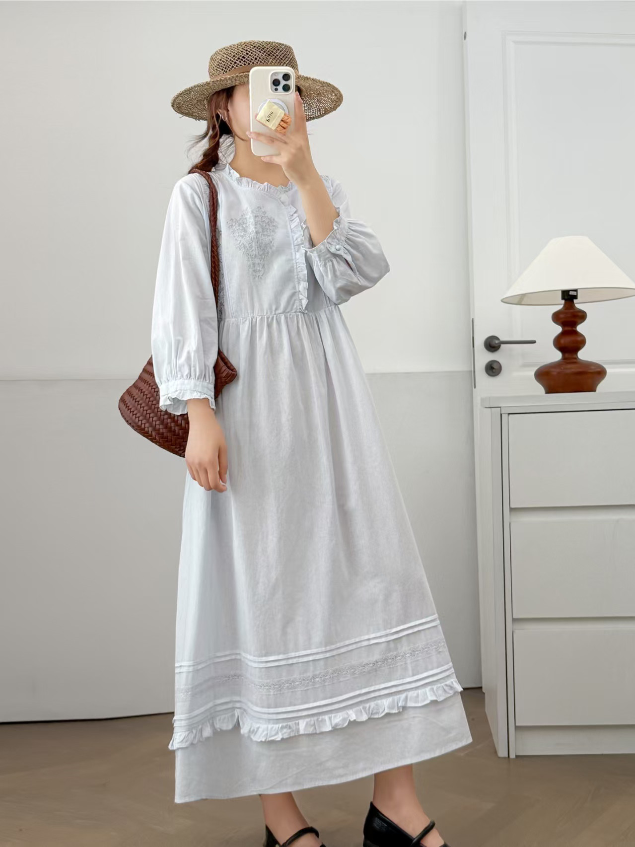 秋冬新作レディースレースラウンドネック刺繍純色綿麻長袖ワンピース
