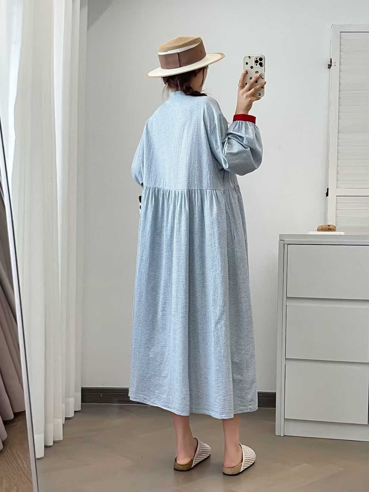 秋冬新作婦人服綿麻純色ゆったり長袖ワンピース