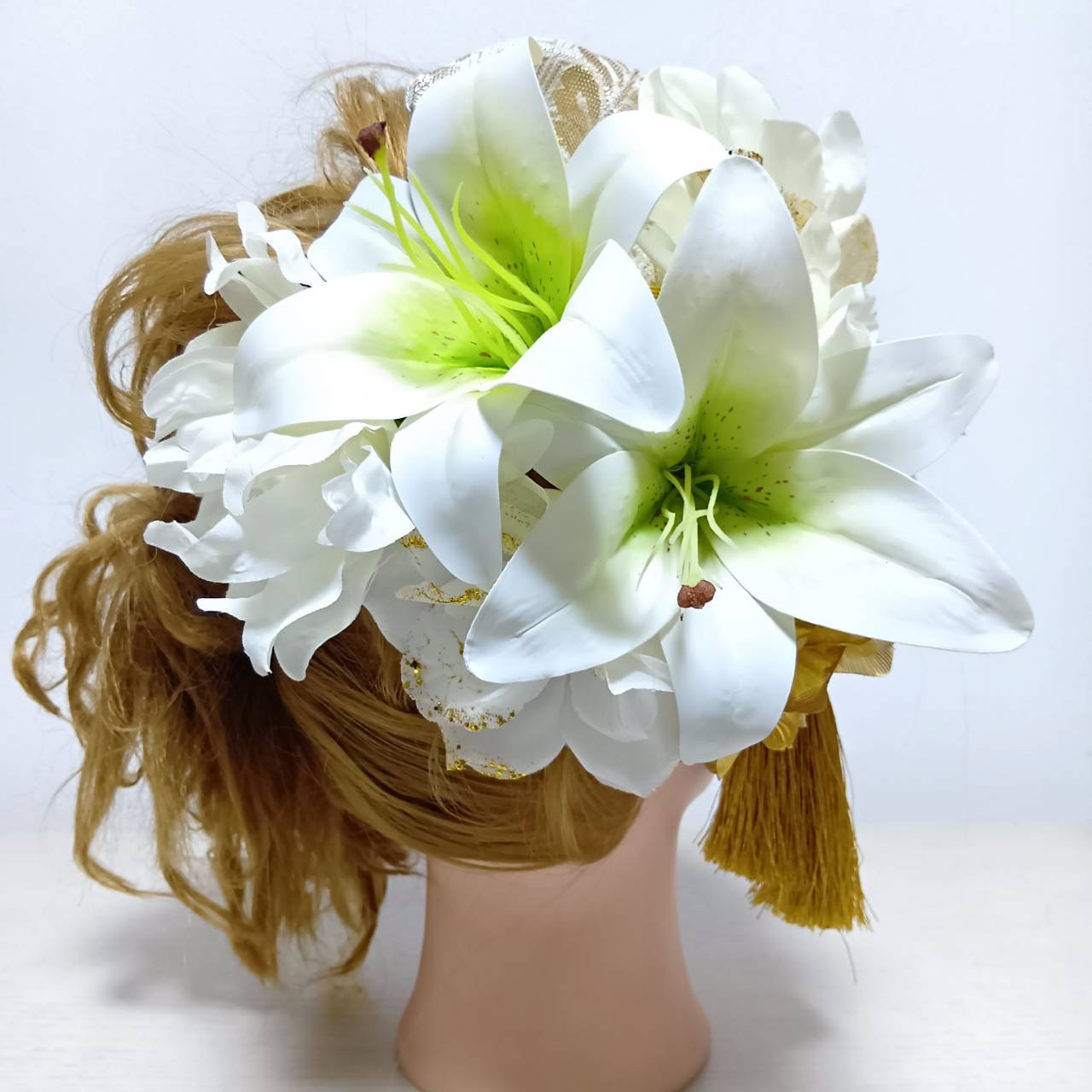 32 ギャル　振袖　成人式　派手　盛り髪　花魁　ゴールド　ギャル振袖　ギャル成人式　白 金　華やか　髪飾り　ユリ