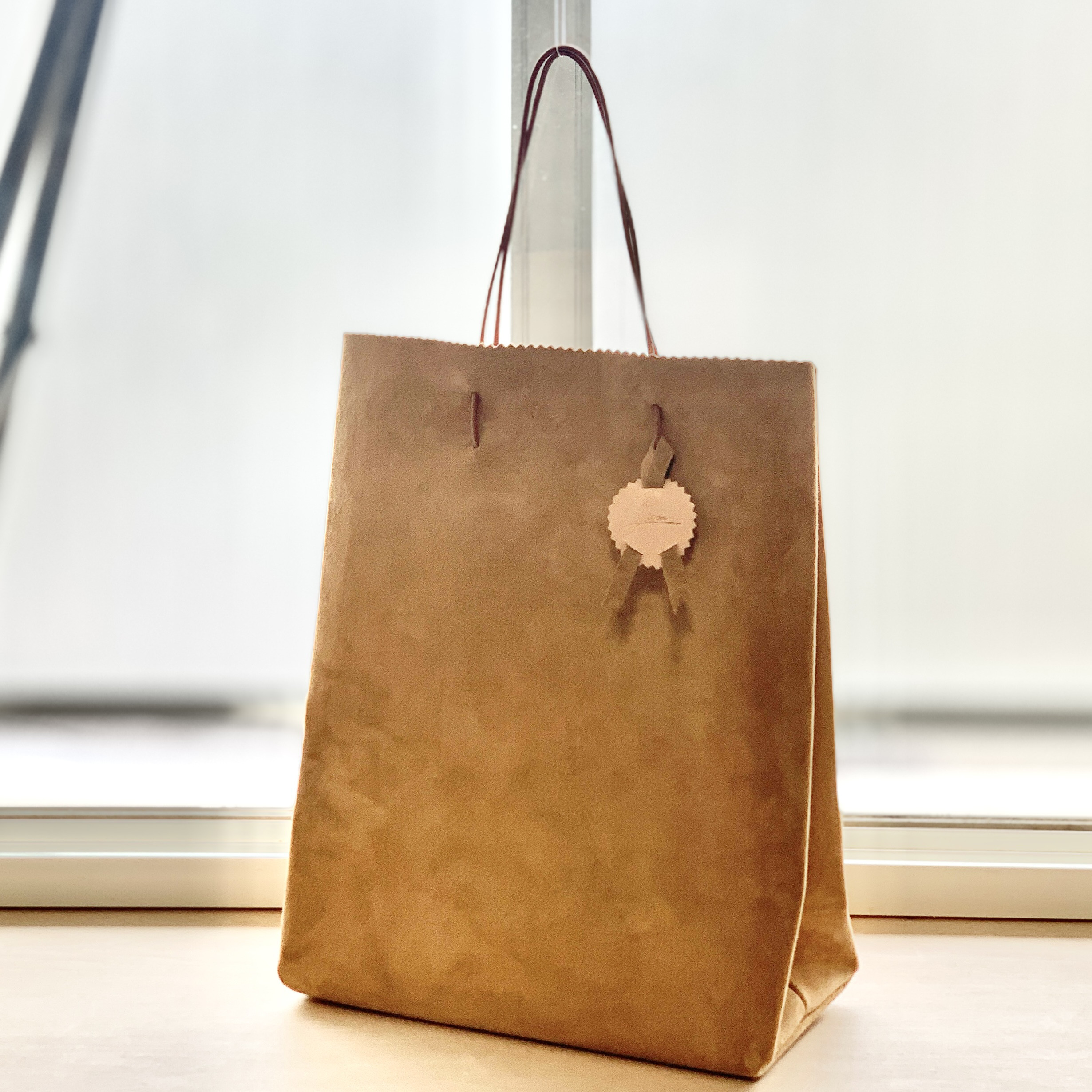 スエード革製ショッパーバッグ　Mサイズ