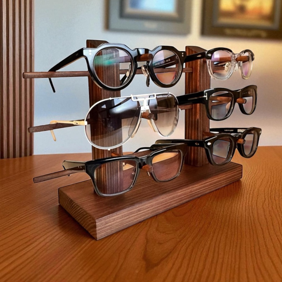 送料込み　6本　無垢材　メガネスタンド　サングラススタンド　木製　(ラッピング可)