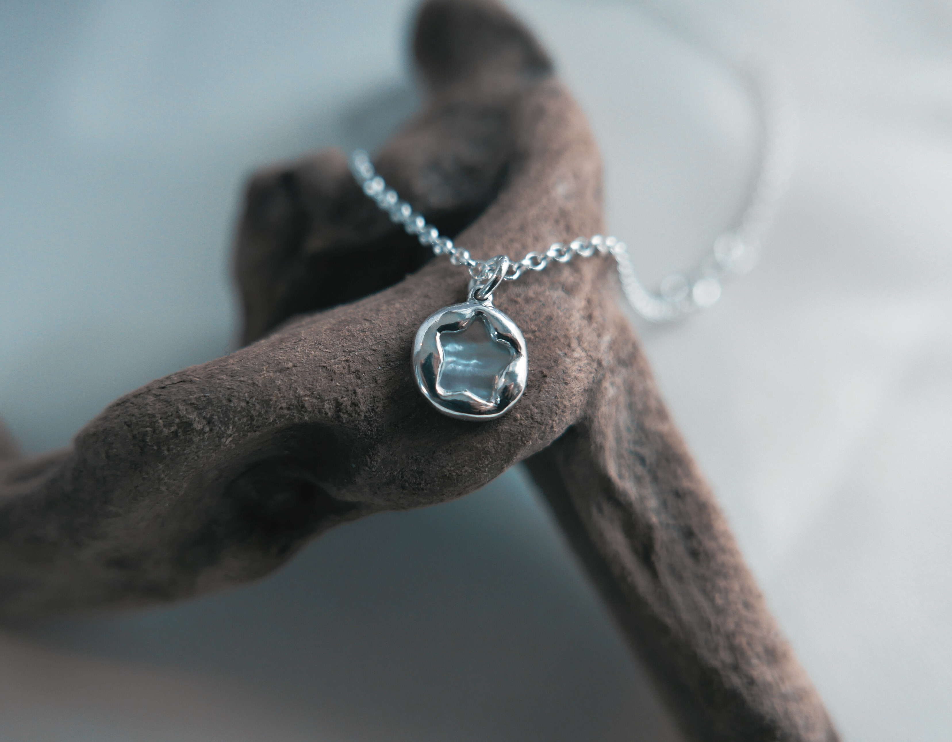 星のかけらネックレス silver925 × 白蝶貝 | 華奢 スター ホワイトシェル/送料、チェーン込み