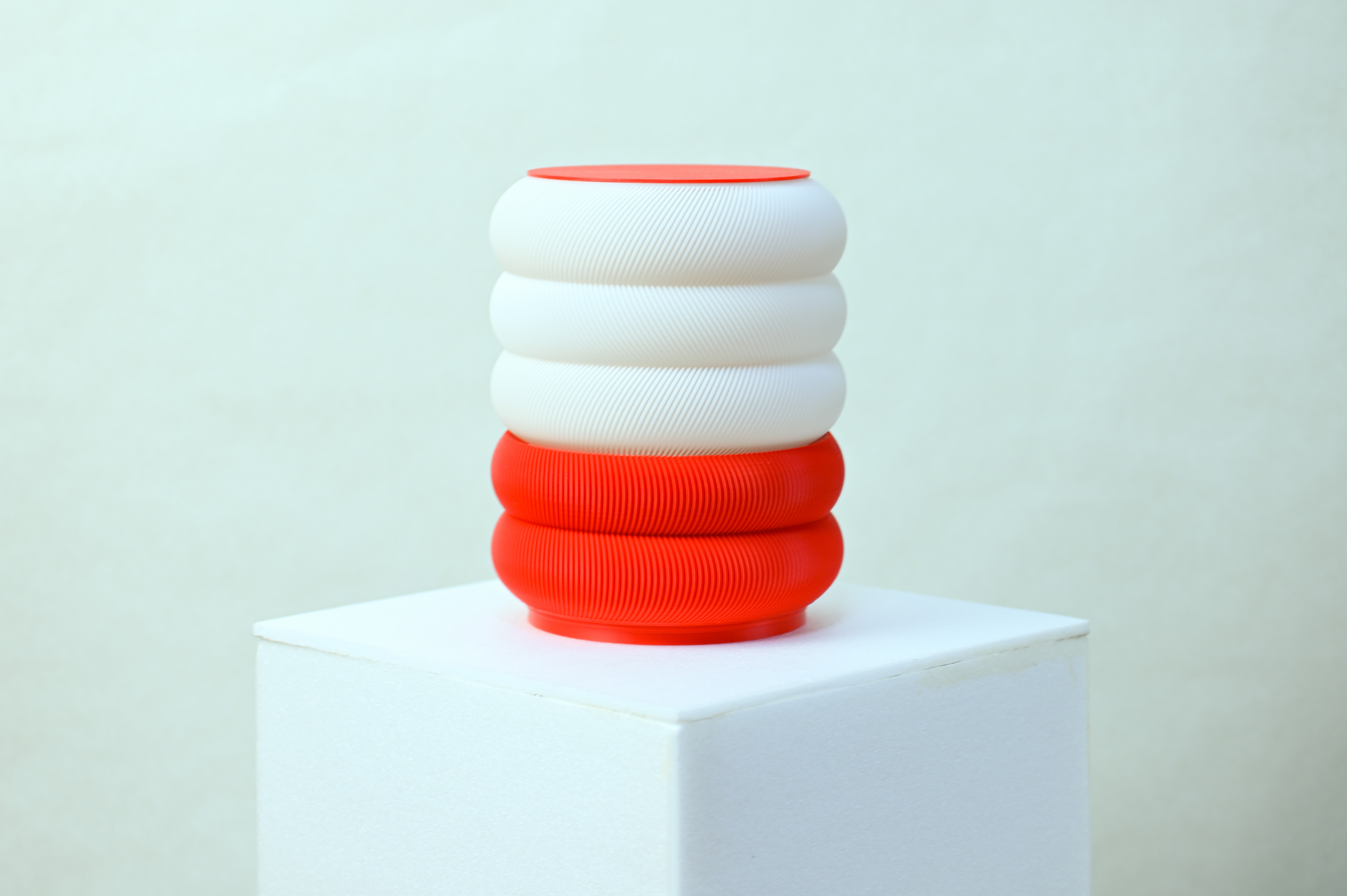 RingFlow5 テーブルランプ　レッド