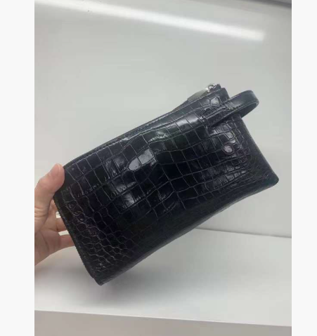 新品クロコダイル革ラウンドファスナー 三層バッグ本革 クロコ 腹革多機能財布