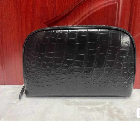 新品本物クロコダイル革セカンドバッグ 黒 23,288円