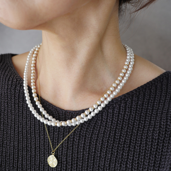 【配戴即可展現優雅氣質】珍珠金雙股項鍊，可單戴或雙股配戴。完美搭配畢業典禮、入學典禮和針織衫。秋冬季節適用。 第11張的照片