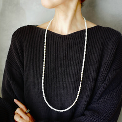 【配戴即可展現優雅氣質】珍珠金雙股項鍊，可單戴或雙股配戴。完美搭配畢業典禮、入學典禮和針織衫。秋冬季節適用。 第8張的照片