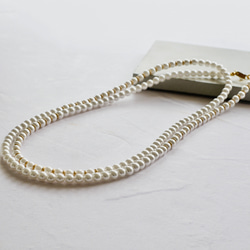 【配戴即可展現優雅氣質】珍珠金雙股項鍊，可單戴或雙股配戴。完美搭配畢業典禮、入學典禮和針織衫。秋冬季節適用。 第14張的照片