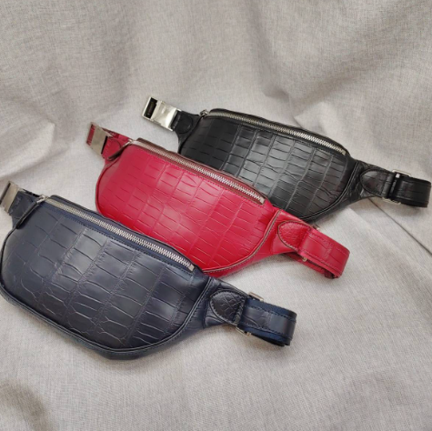 新品！3色選択可能　綺麗なクロコダイル　ビジネス斜め掛けバッグ　腹革使用　ショルダー調整可能　裏側羊革 35,750円