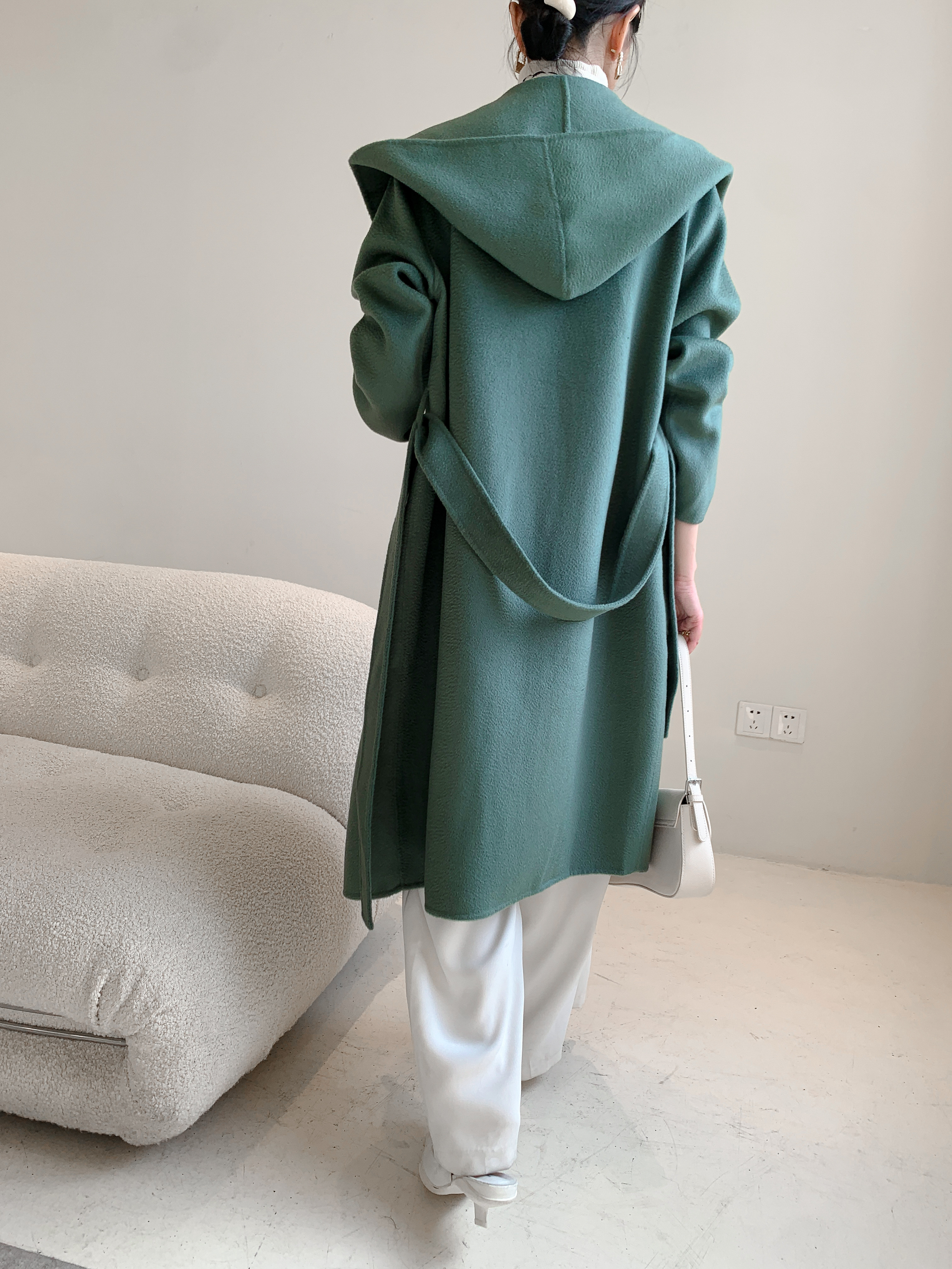 【全15色】【ウール100％】　優しい艶感あり　リバーシブル生地　手縫いコート☆オーダーメイド可