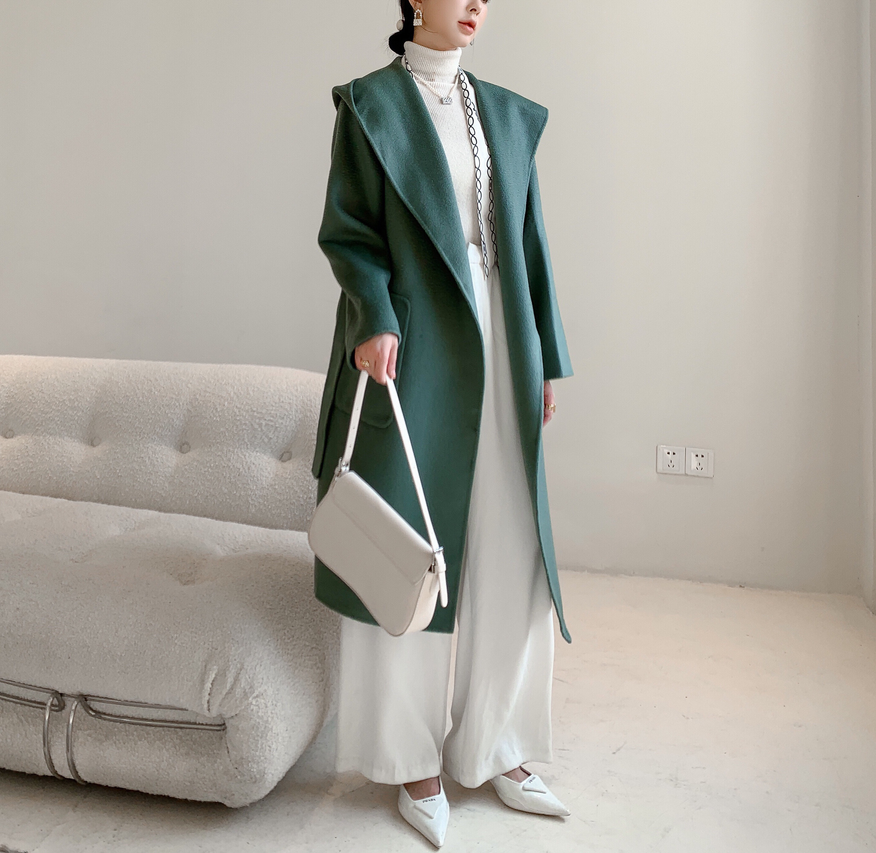 【全15色】【ウール100％】　優しい艶感あり　リバーシブル生地　手縫いコート☆オーダーメイド可