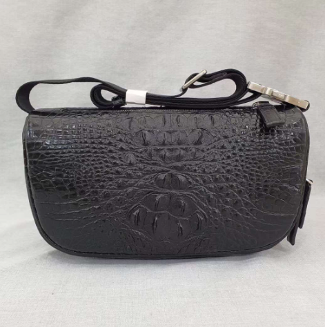お洒落　本物クロコダイルレザー骨革ウエストバッグ　超大容量　ブラック