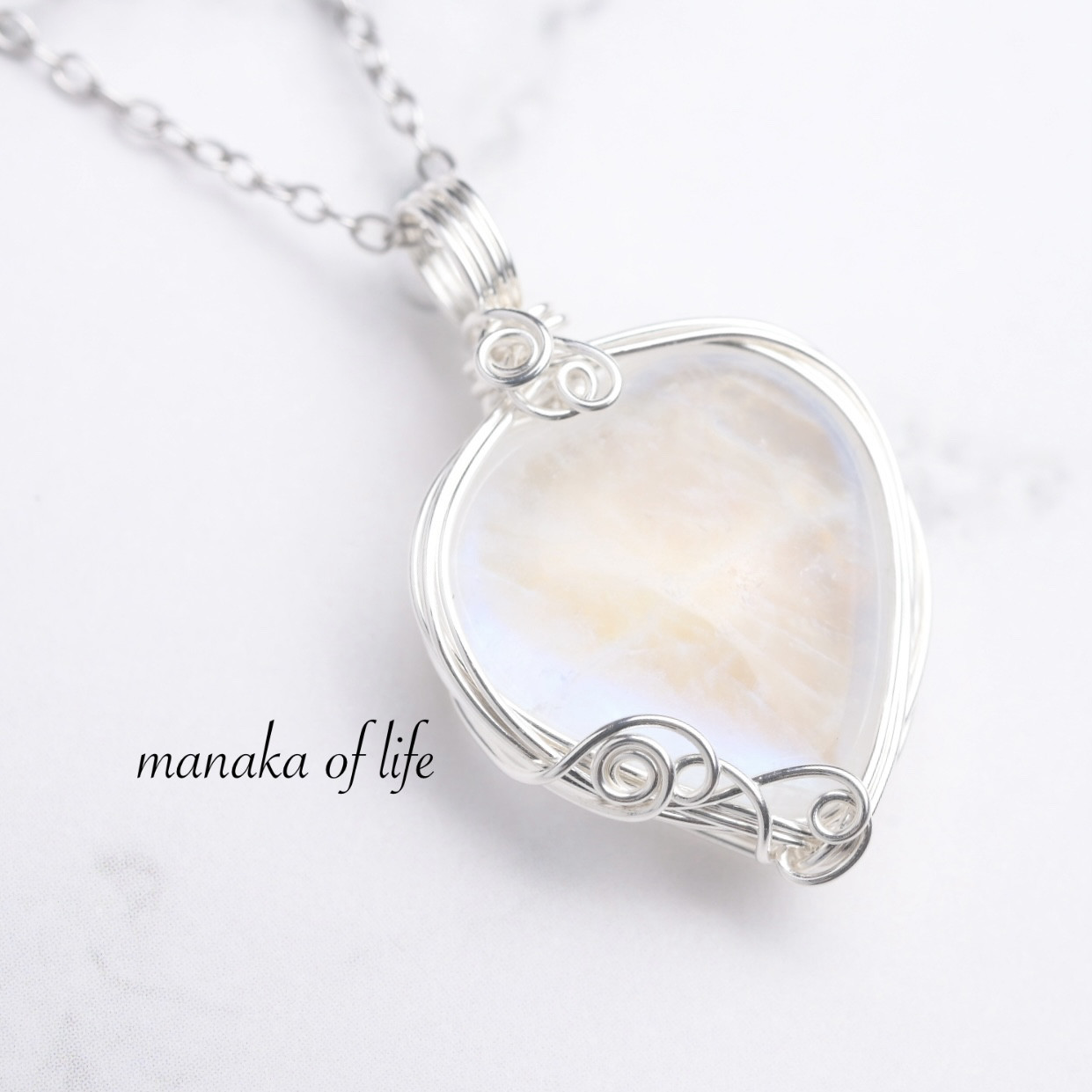 ロイヤルブルームーンストーン ハート型 ワイヤーラッピング silver935 アルゲンティウムシルバー 送料無料