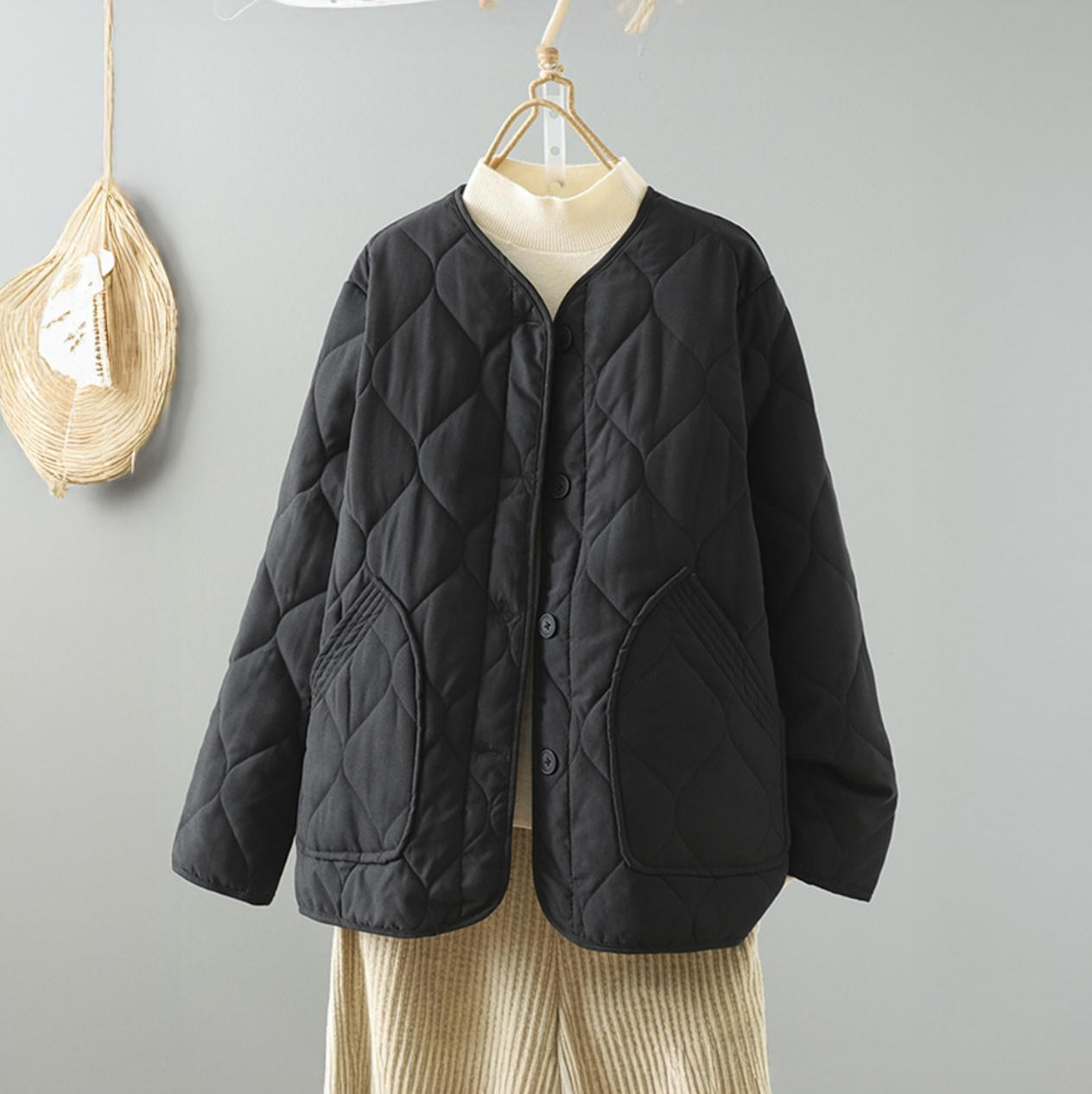 レディース キルティングジャケット 中綿 薄手 ゆったり ポケット付き アウター 防寒 冬