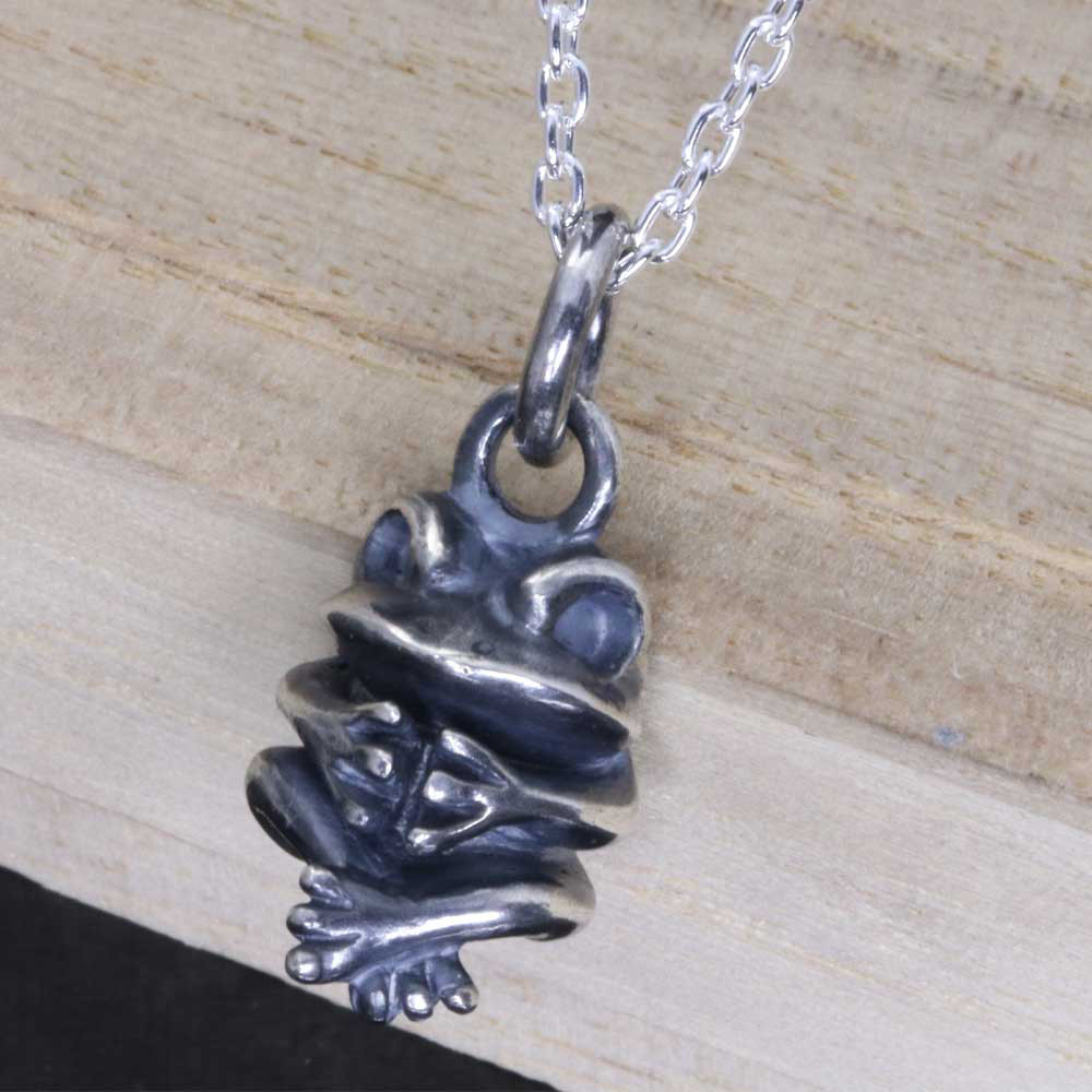 反抗期蛙ペンダントトップ