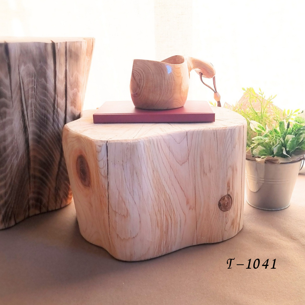 【セール品】節のあるナチュラルウッドの切株テーブル 木の温もりとひのきの香り 椅子・花台 5,100円
