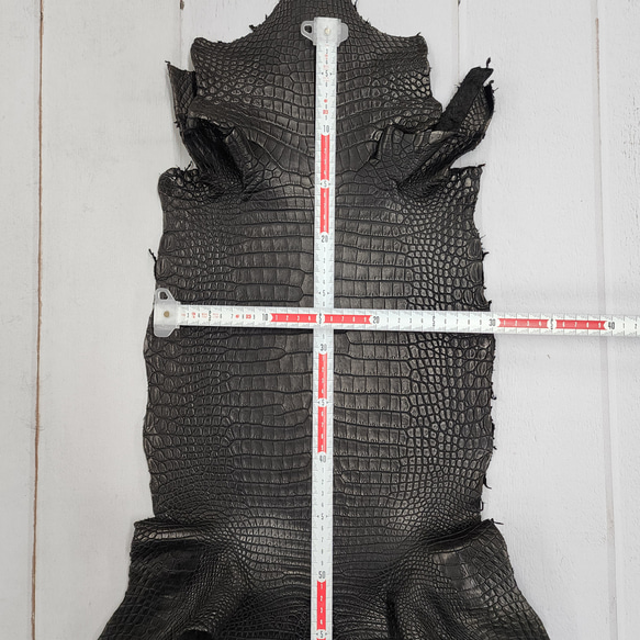 ワニ革 クロコ 半艶マット  黒　No.C009007 5枚目の画像