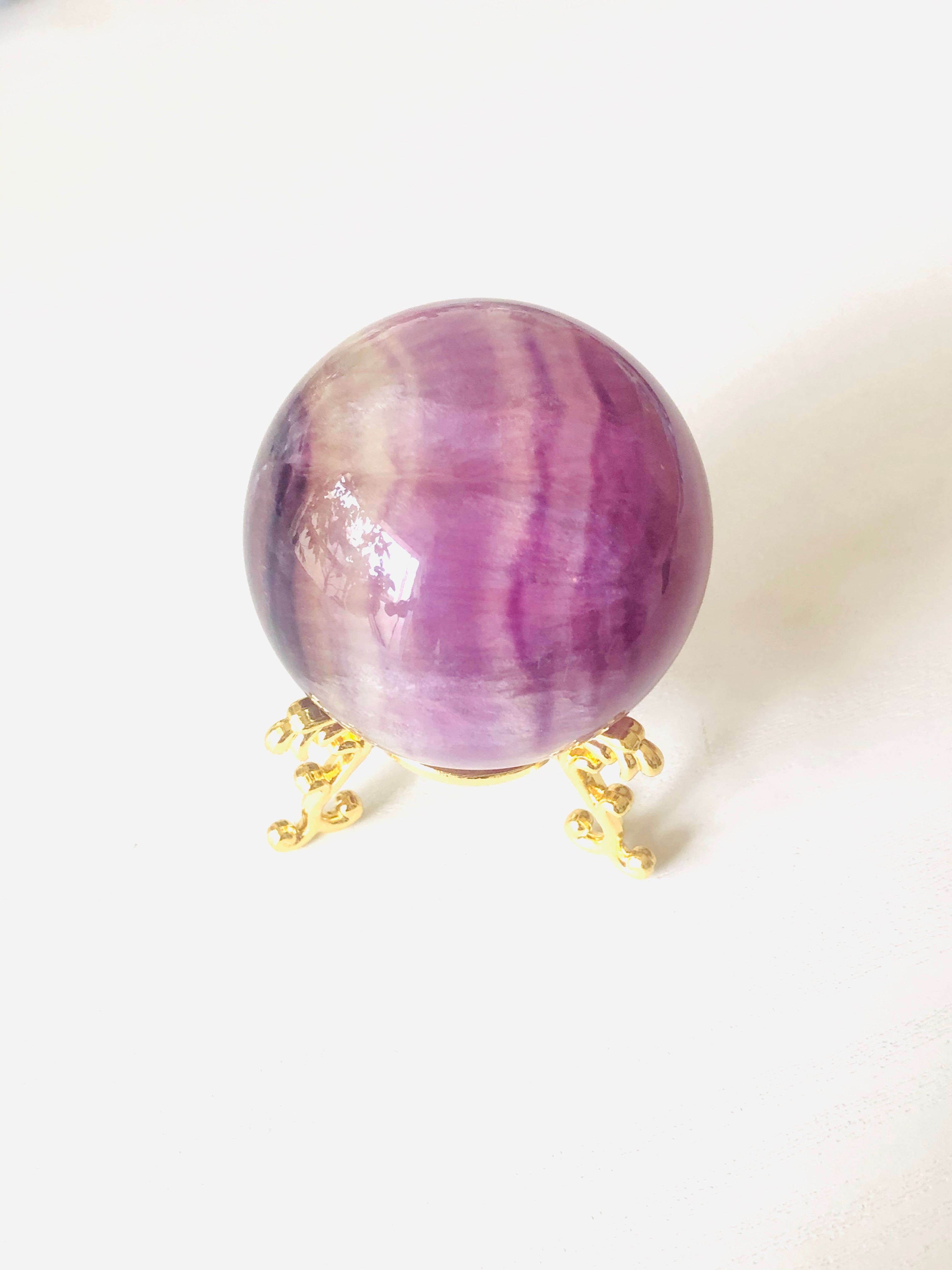 珍しい赤系！フローライト丸玉(57mm)