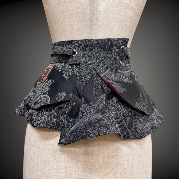 黒 銀刺繍 裏赤 フリルサッシュベルト リボン ウエスト 67〜87cm  太ベルト 着物リメイク 衣装 N71110 9枚目の画像