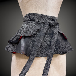 黒 銀刺繍 裏赤 フリルサッシュベルト リボン ウエスト 67〜87cm  太ベルト 着物リメイク 衣装 N71110 10枚目の画像