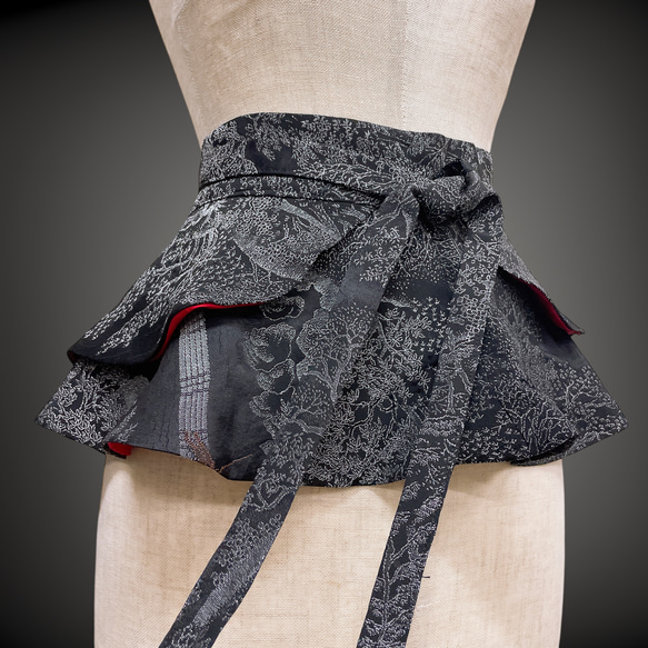 黒 銀刺繍 裏赤 フリルサッシュベルト リボン ウエスト 67〜87cm  太ベルト 着物リメイク 衣装 N71110 10枚目の画像