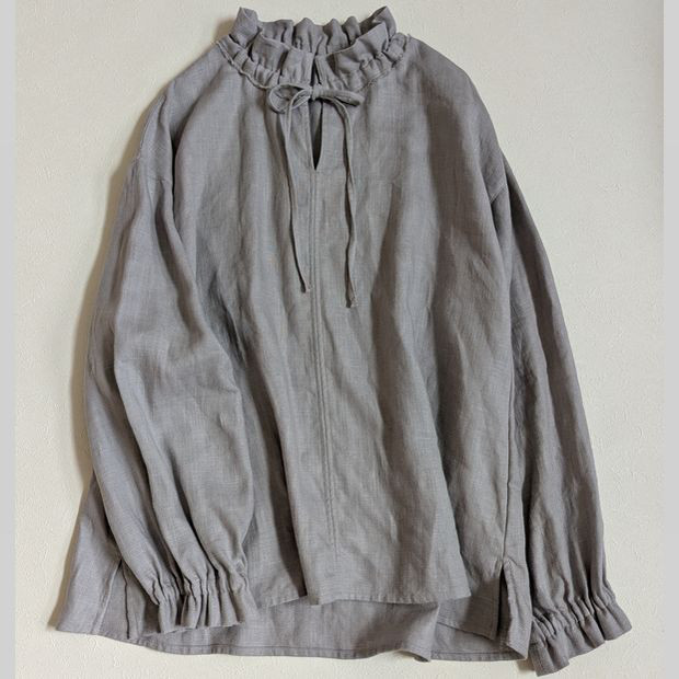 スタンドフリル　スキッパー　プルオーバー　ブラウス　リネン
