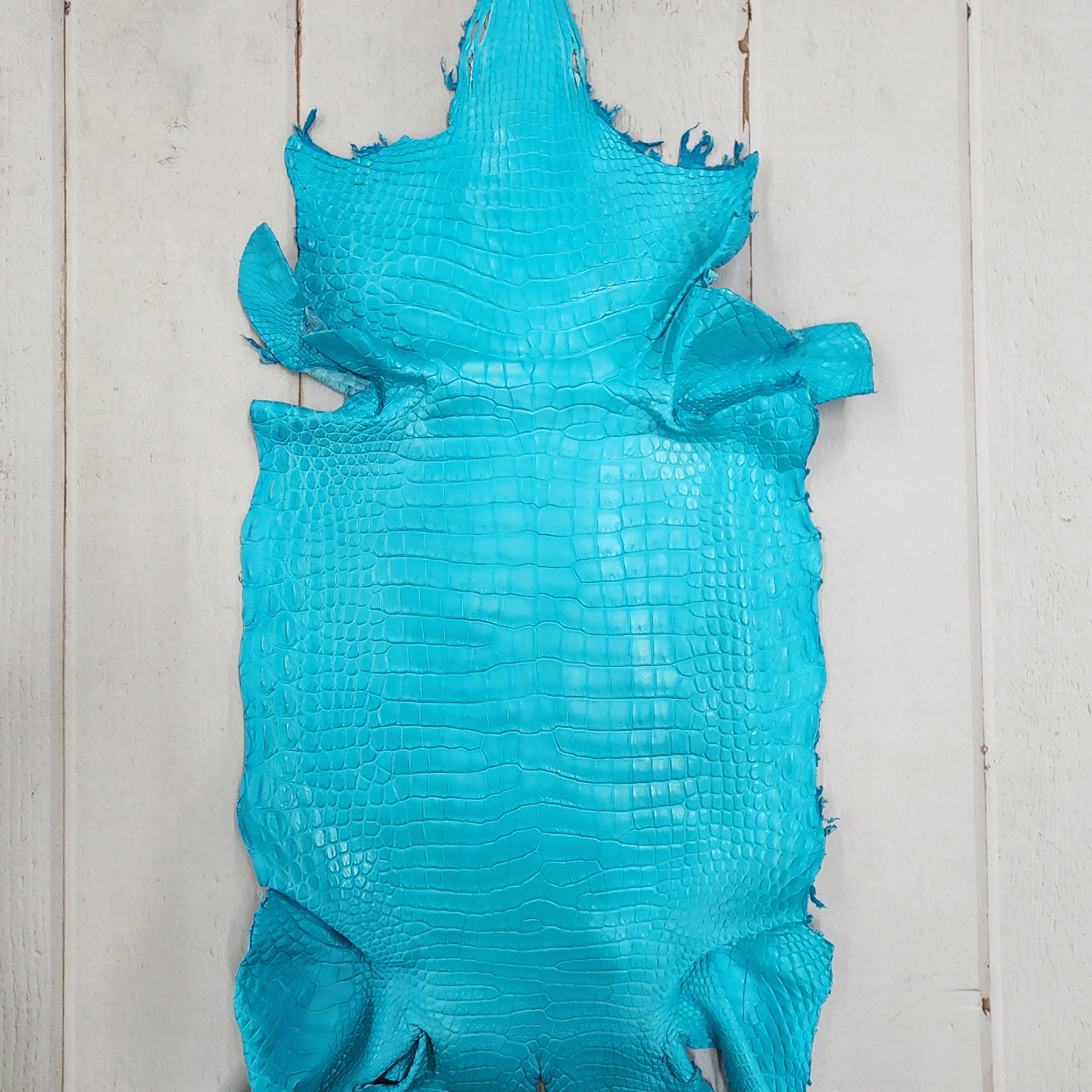 ワニ革 クロコ 半艶マット  セルリアンブルー　No.C008564