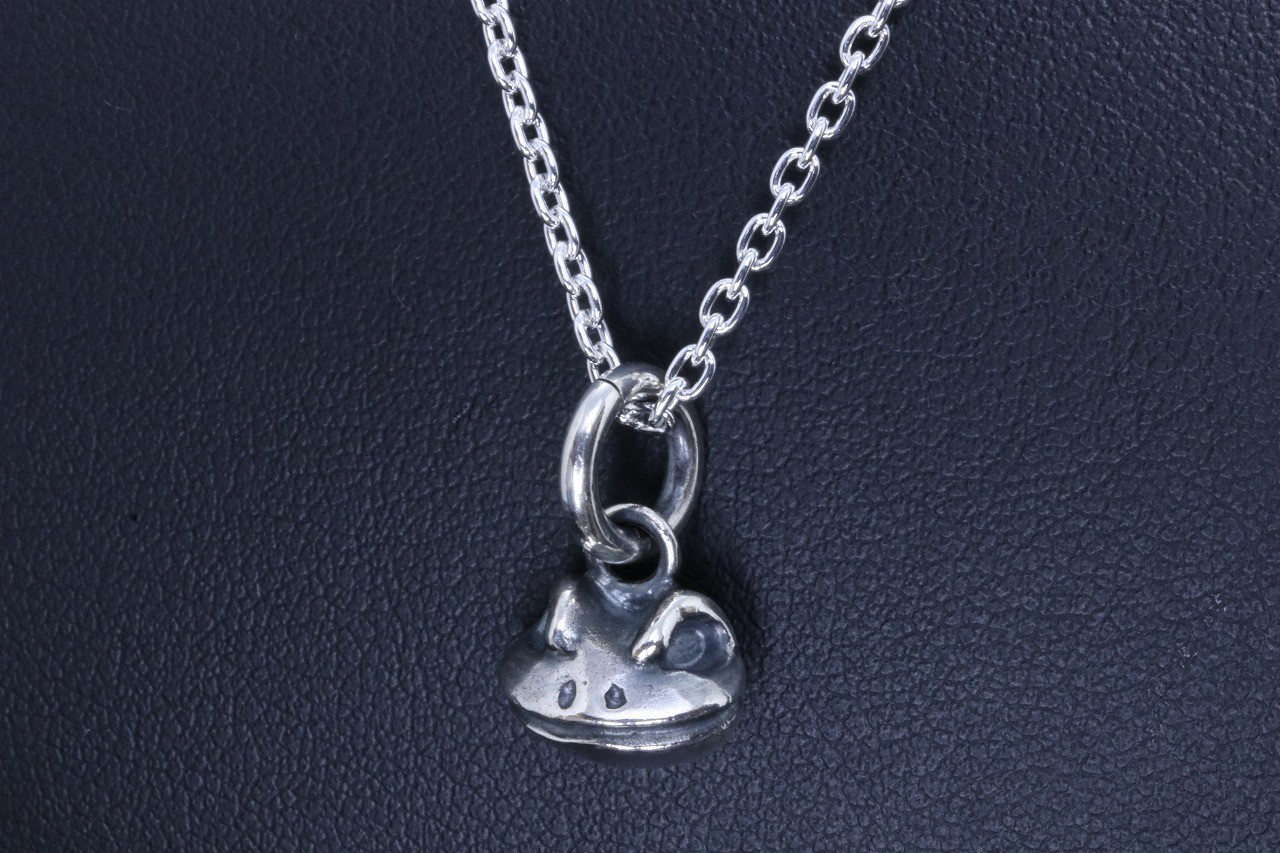 ペンダント ネックレス メンズ シルバー ： 龍頭 反抗期 蛙 玉 ペンダントトップ お守り 和柄 和風 ブランド