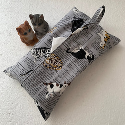 エコティッシュカバー☆マスクストッカー♪猫新聞♪2カラー 1枚目の画像