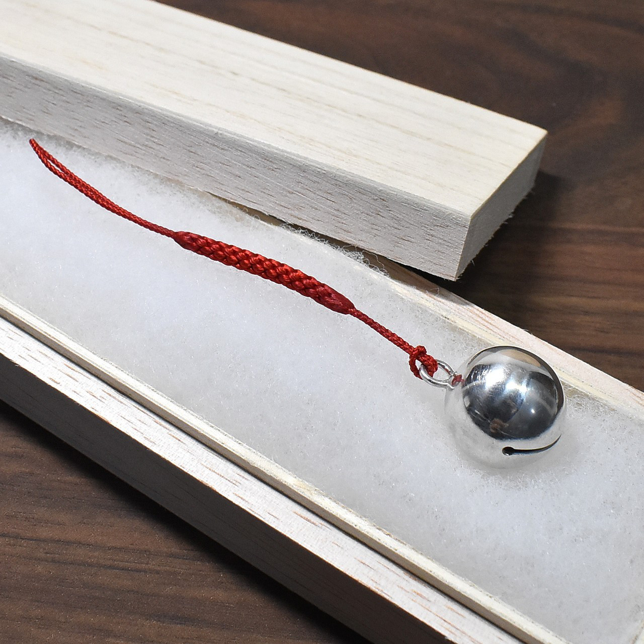 鈴 根付 手作り 銀製の鈴