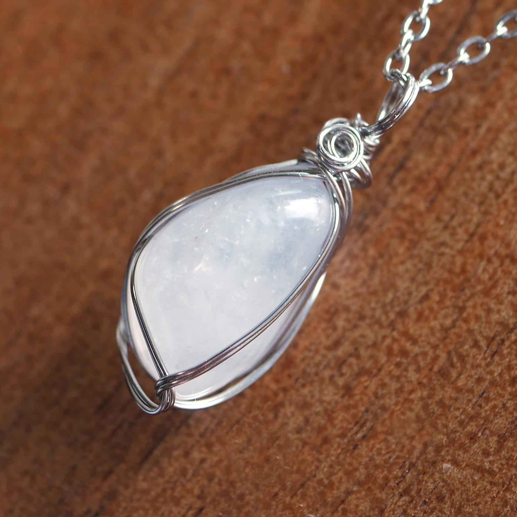 ワイヤー巻き☆宝石質 シルキー ペタライト_220695