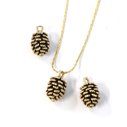 P4345 [2 件裝] 復古仿古金 16KGP 松果吊墜 第5張的照片