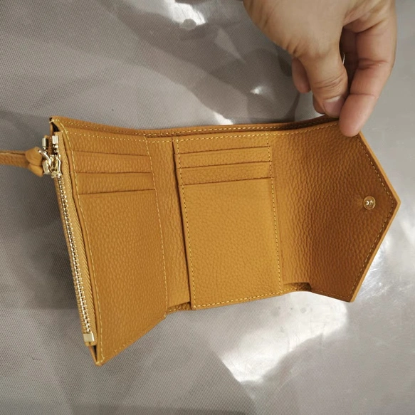 ミニ財布 、コンパクト財布、本革、 大容量 、小銭入れ、カード入れ、 財布、お正月、三つ折り財布