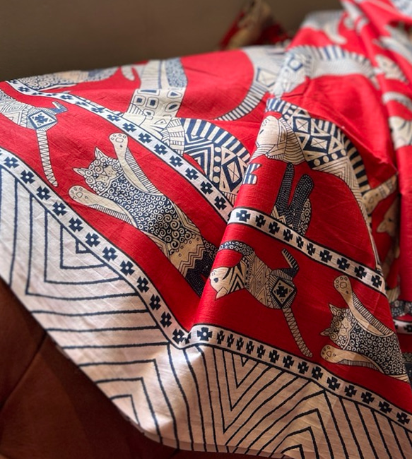 【再販】インド綿大判ストール/ドゥパタ 猫ちゃん Red 1枚目の画像