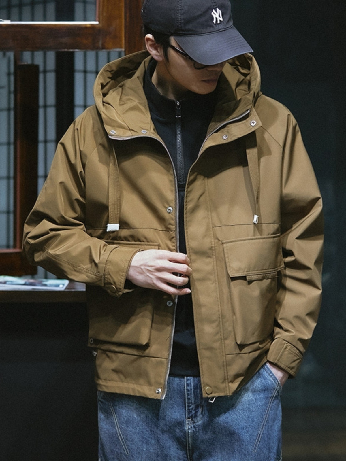 復古工装ジャケットの男春秋の潮牌のゆったりとしたカジュアルな上着のカジュアルな上着秋のフード付きトップコート