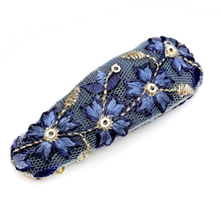 no.88 再販✩.*˚水色刺繍リボンと華やかパーツのヘアアクセサリー no.88 再販✩.*˚水色刺繍リボンと華やかパーツのヘアアクセサリー