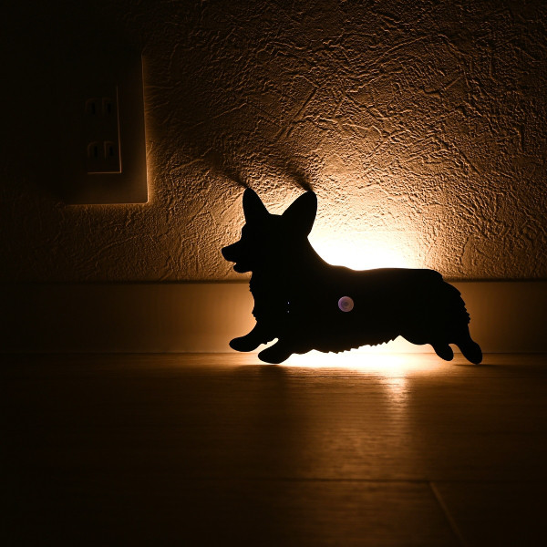 人感センサー　ウォールライト　コーギー（走り）